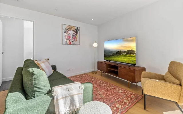 Collingwood Cool 2-bed, Balcony, Gym, Rooftop