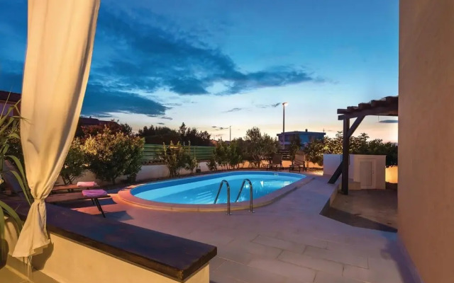 Stunning Home in Jadrija With Wifi and 4 Bedrooms