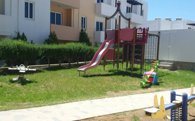 Matina Pefkos ApartHotel