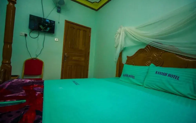 Kajosh Hotel