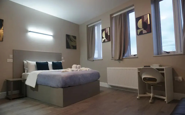 Paragraph Palmers Green - Tottenham Stadium