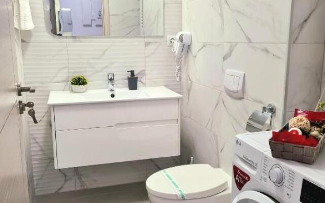 Butterfly Studio Onix