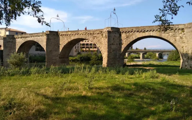 Carcassonne T3 résidentiel rez de jardin piscine, wifi, tennis, fitness