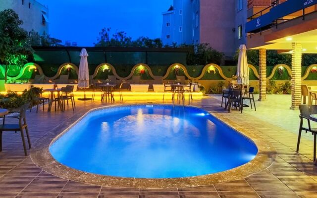 Side Leon Hotel