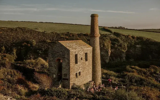 Stunning Cornish Tipi With sea Views