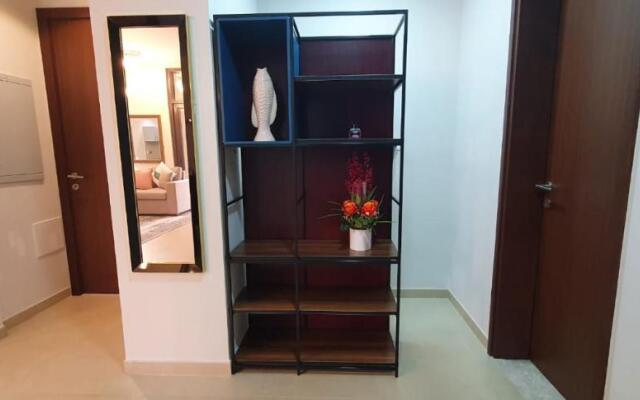 ONE Elegant Apartment in Muscat Bay 02