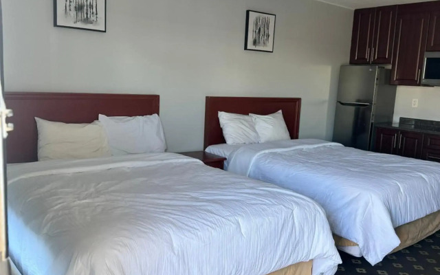 Niagara Lodge & Suites