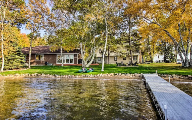 Pelican Lake Getaway on Stunning Peninsula!