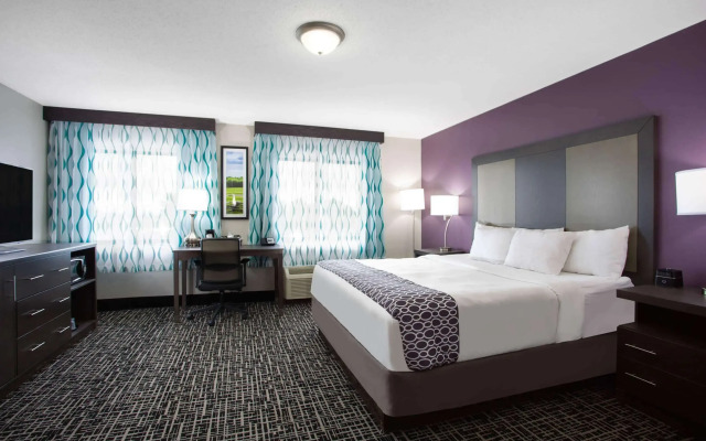 La Quinta Inn & Suites by Wyndham Roanoke Salem