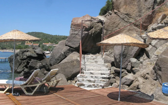 Assos Terrace Hotel