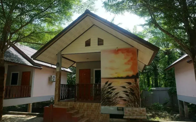 Thumneab Guesthouse