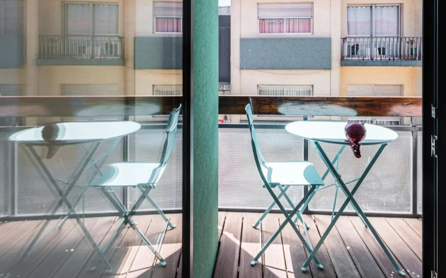 Guestready - Grit & Glam