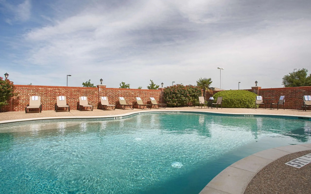 Best Western Plus Waxahachie Inn & Suites
