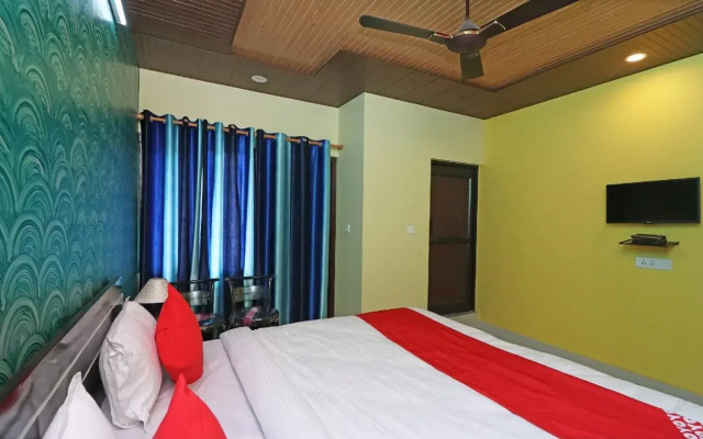 S.J Hotel's by OYO Rooms