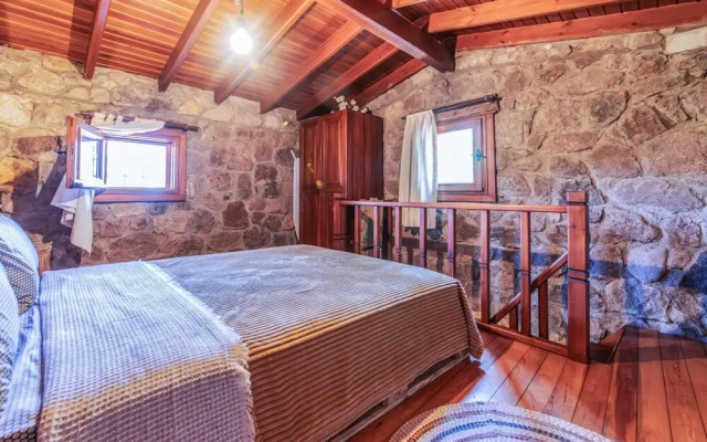Chic Villa w Fireplace 3 min to Beach in Bodrum