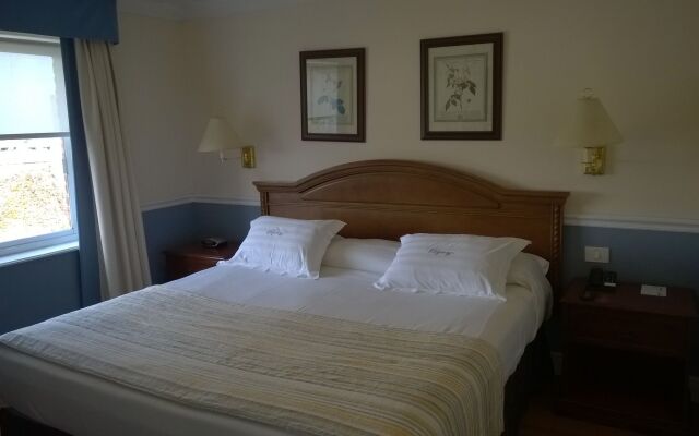 Regency Suites Boutique Hotel