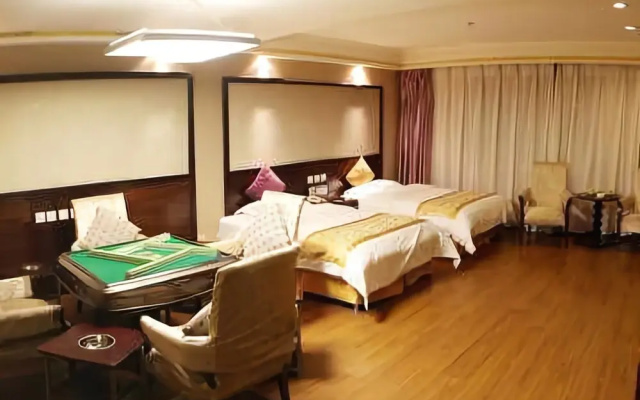 Golden Oriental Business Hotel