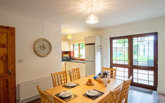 Cottage 380 - Clifden