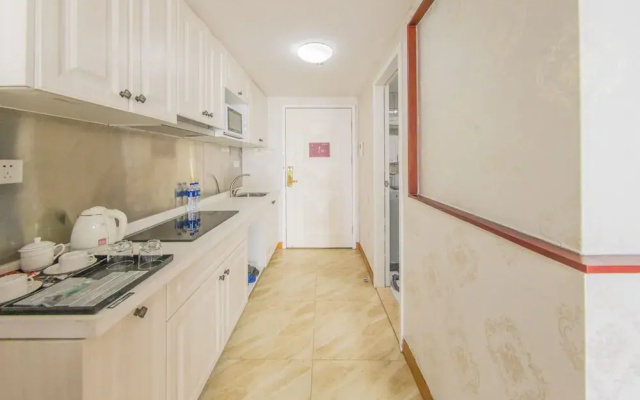 YOYO International Apartment