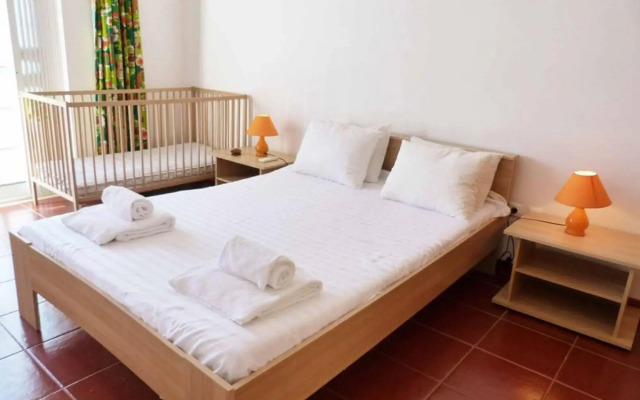 Villa Charneca