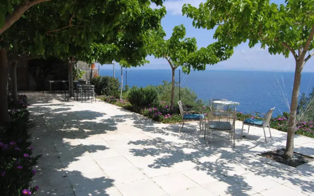 Leonidionhouses - The Ogra House
