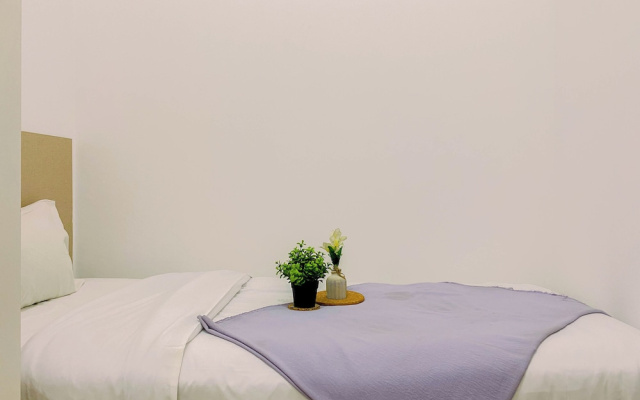 Simple And Compact 2Br At Vittoria Residence