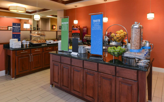 Hampton Inn College Park