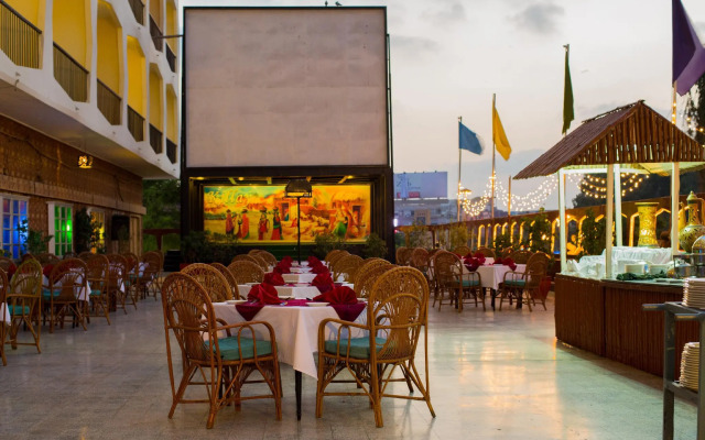 Hotel Mehran