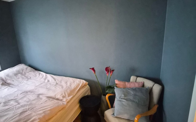 Charming Oslo Apt - Modern Comfort & City View