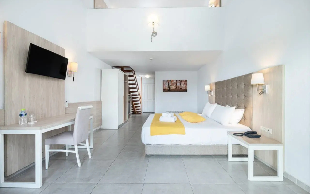 Aristoteles Holiday Resort & Spa