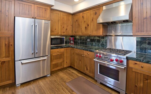 Luxury Penthouse at Bear Paw Lodge