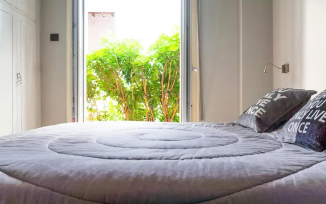 The Burton Luxury 1BR in Plaka, Athens