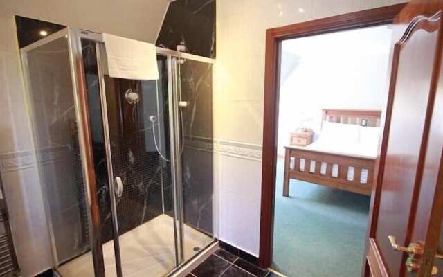 Auchenheglish Lodges - The Coachhouse