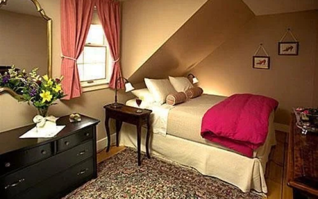 Beaver Pond Farm Inn