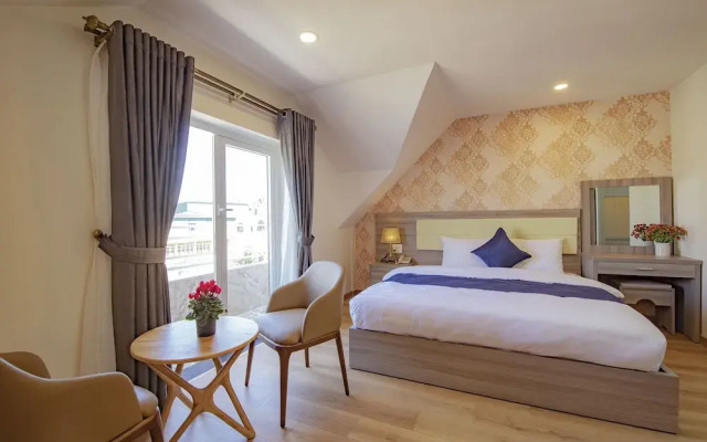 Khanh Uyen Hotel