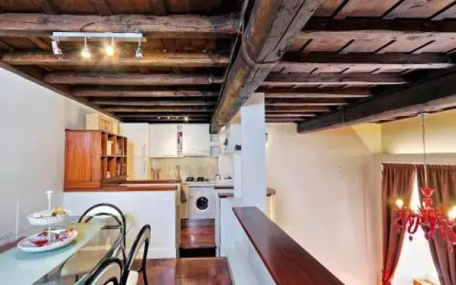 Pantheon Lyuxury Apartment