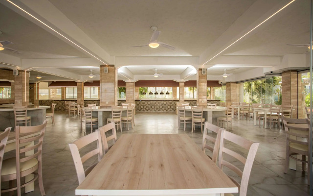 Sunbay Hotel