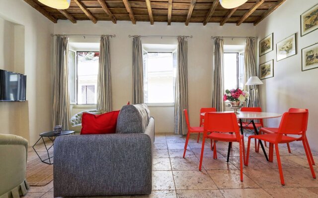 Pavone Charme - My Extra Home