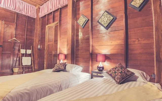 Baan KUM - ON
