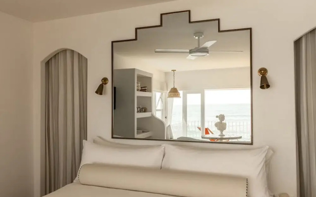 Il Delfino Seaside Inn