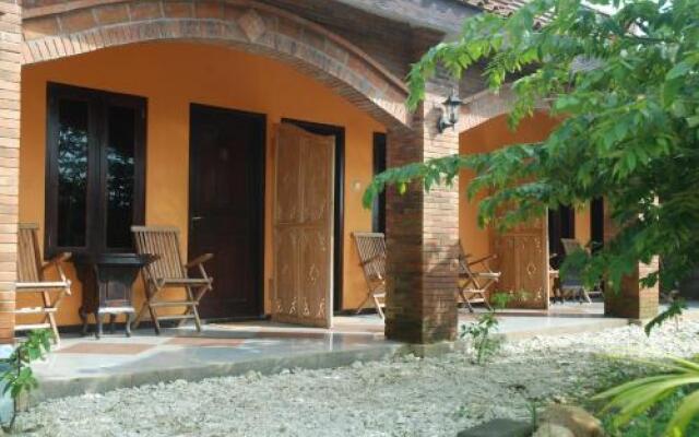 New Bandengan Beach Hotel