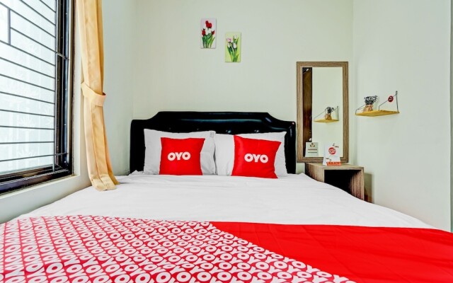 OYO Life 90211 I-sidji Inn