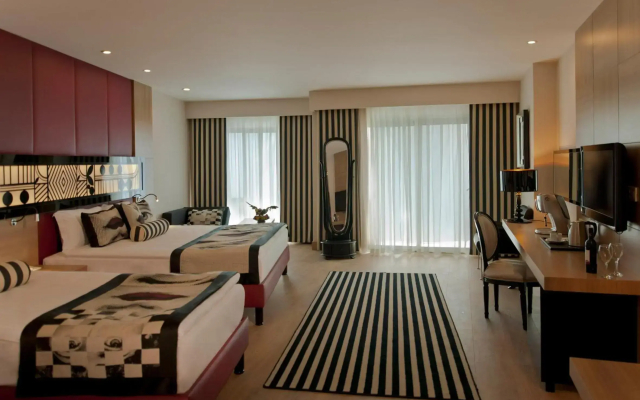 Delphin Imperial