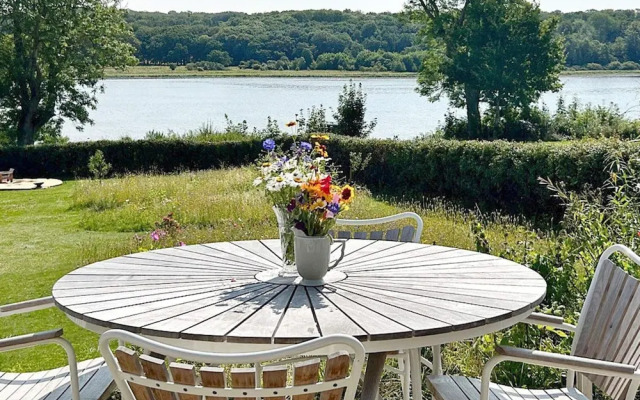 4 Star Holiday Home in Ronde