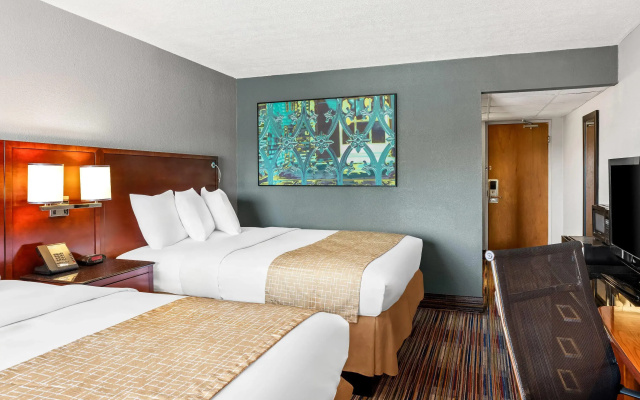 Travelodge by Wyndham Bloomington