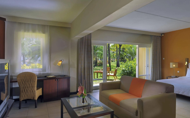 Victoria Beachcomber Resort & Spa