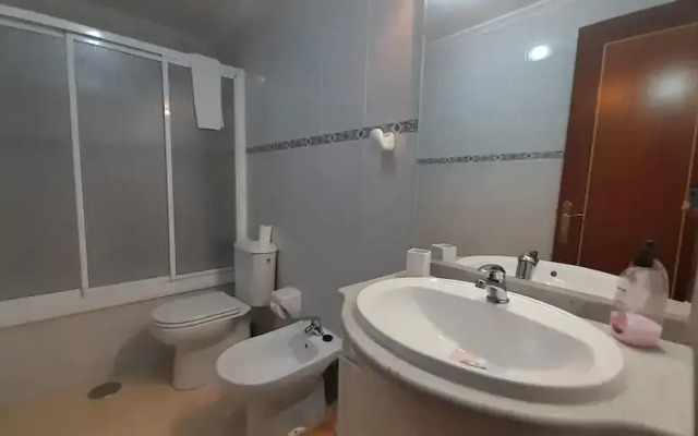 Apartment-sleeps6-parking-terrace