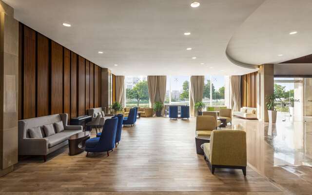 Radisson Hotel Muscat Panorama