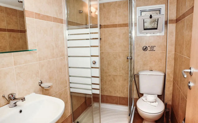 Golden Deer Apartments