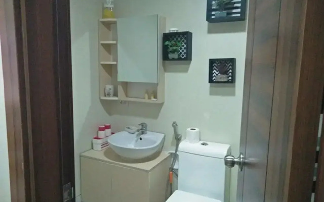 ECJ Cozy Studio Units at Horizons 101